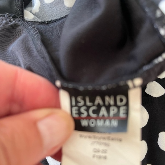 Island Escape Black and White Polka Dot Tank Top - Picture 7 of 8